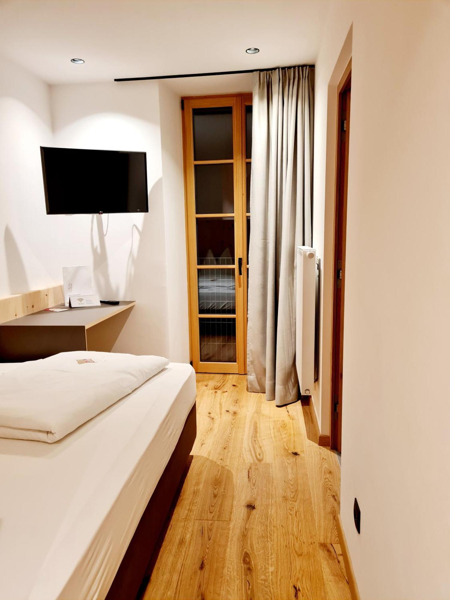 Hotel Schmuckhof キウーザ 部屋 写真
